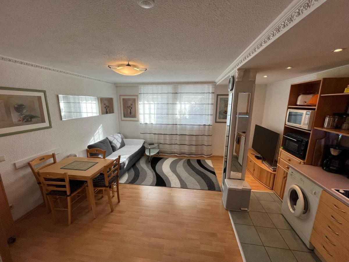 Ruhige Geraeumige Wohnung 포르츠하임 외부 사진